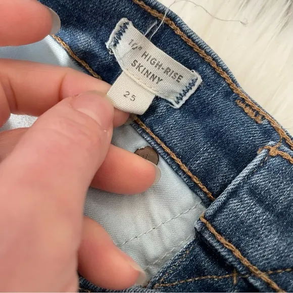 Madewell 10&quot; High-Rise Skinny Jeans: Chewed-Hem Edition  Item G9219