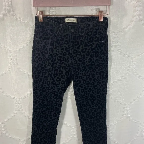 Madewell 9” mid rise black leopard skinny jean size 24