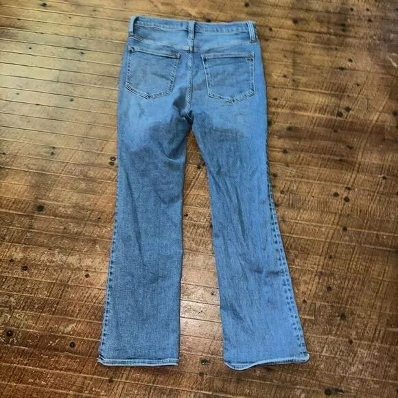 Madewell Cali Demi boot medium wash size 26 normcore jeans