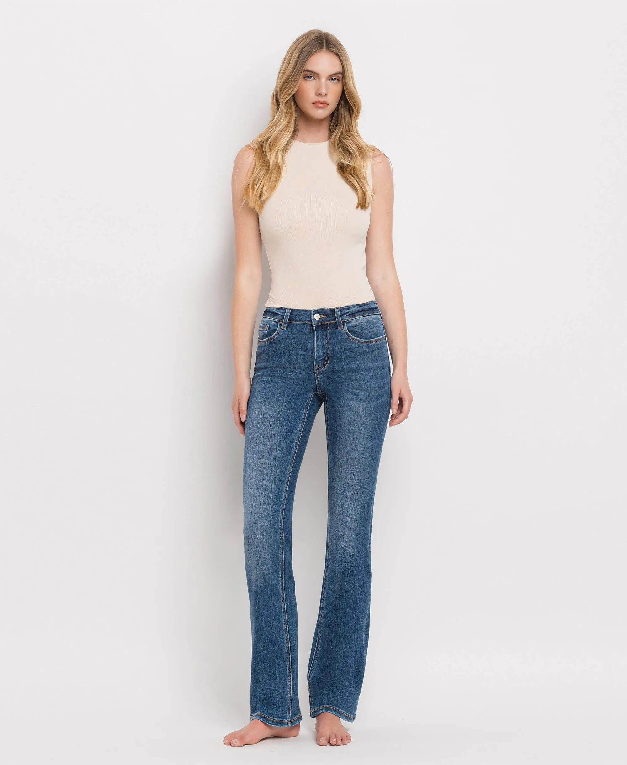 Mid Rise Bootcut Vervet Jeans: Titillating