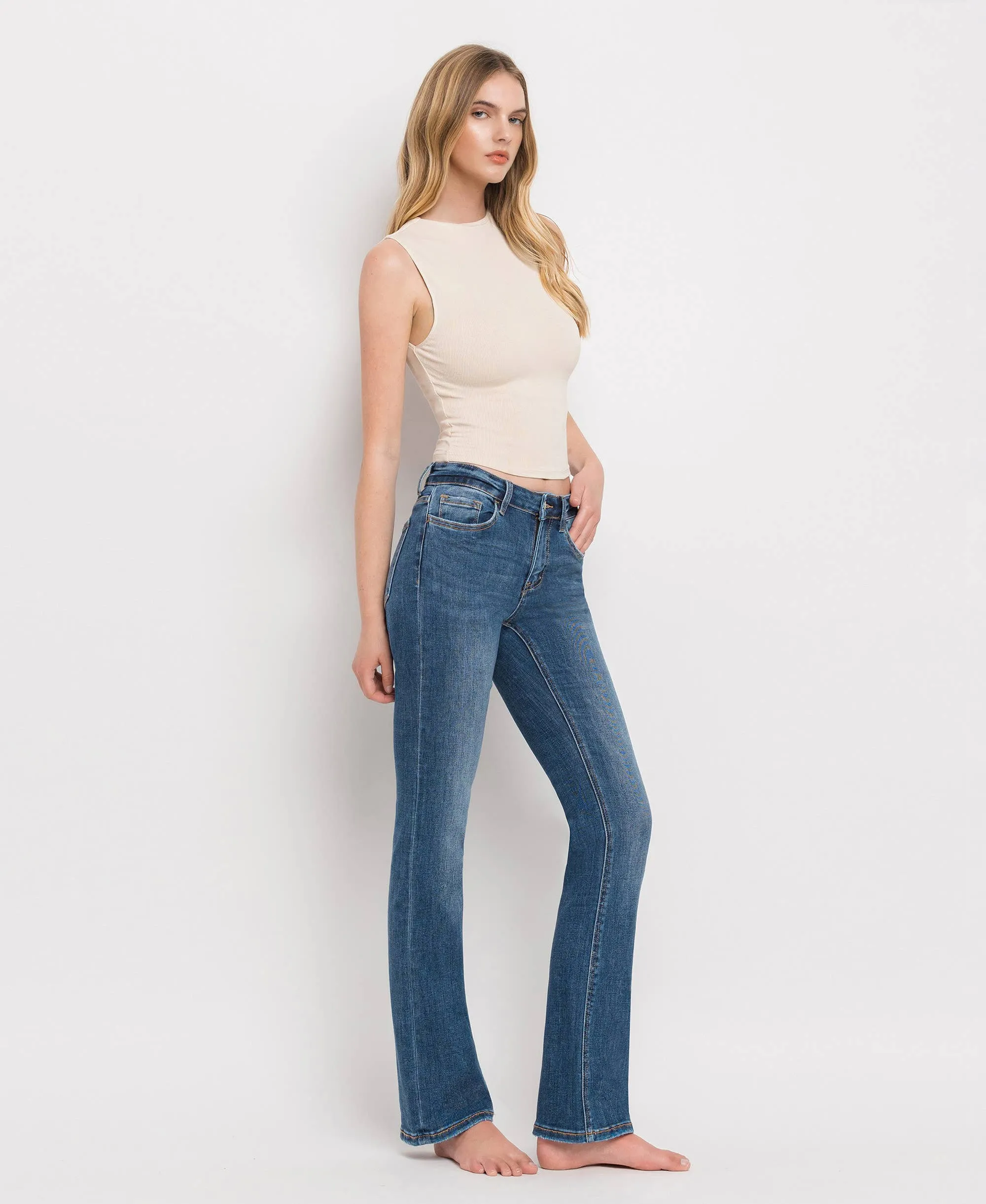 Mid Rise Bootcut Vervet Jeans: Titillating