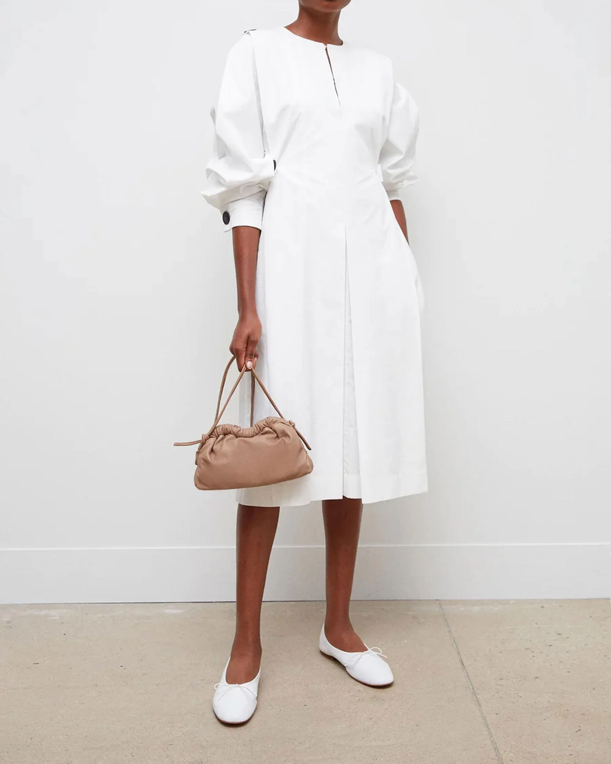 Mini Cloud Clutch in Biscotto