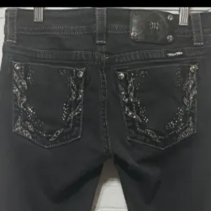 Miss Me Sz 28 JP562952 Skinny Black
