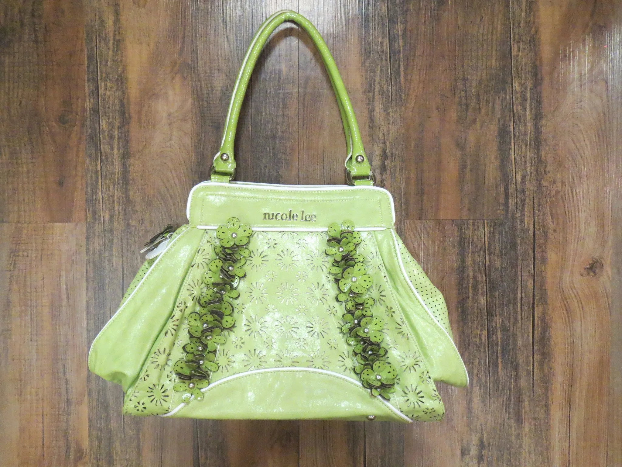 Nicole Lee USA | Floral Purse Green