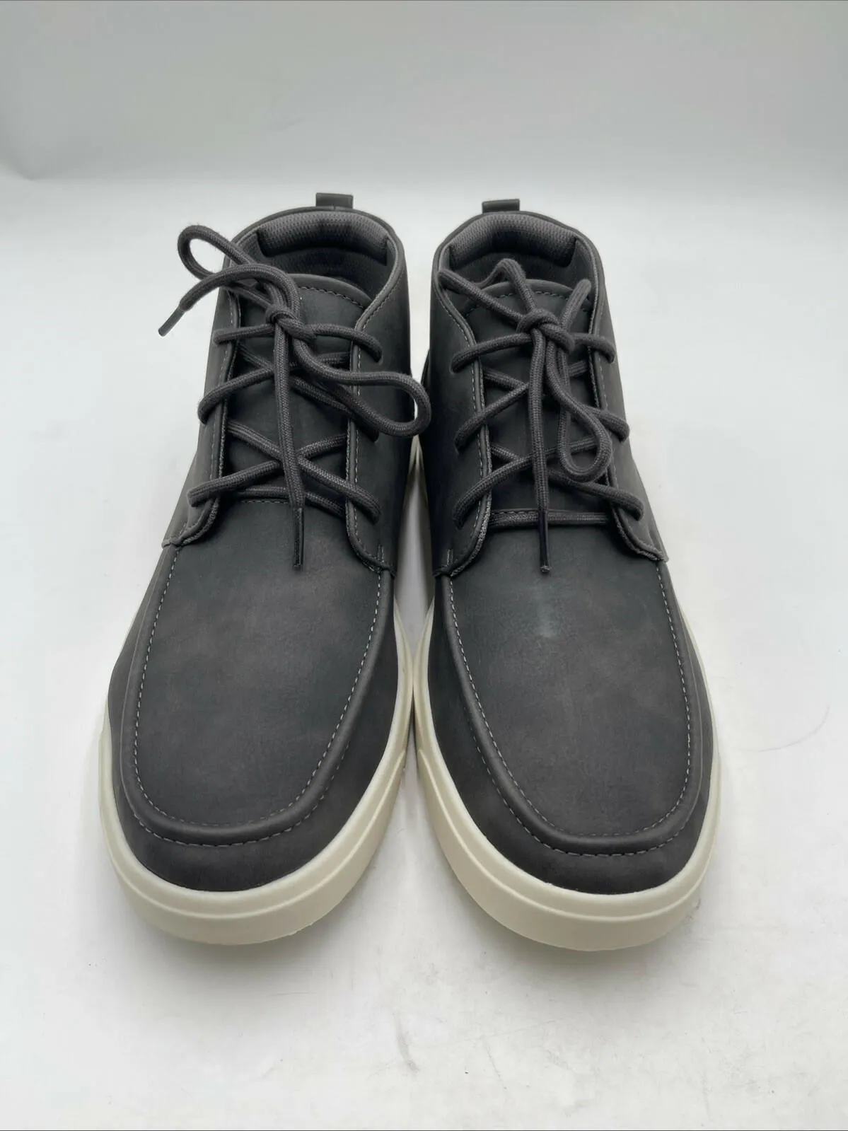 NWB Men’s Dr. Scholl's Madison Chukka Boots Grey Size 10.5M