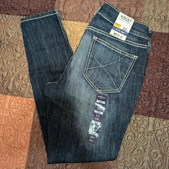 NWT Ariat Women's Mid Rise Skinny Jeans Size 32R
