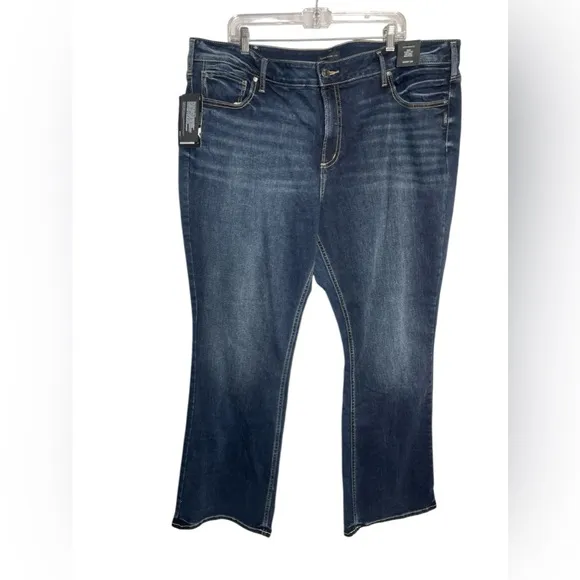 NWT SILVER jeans size 24W Suzi Curvy Fit Midrise Bootcut Blue Jeans 💙💙