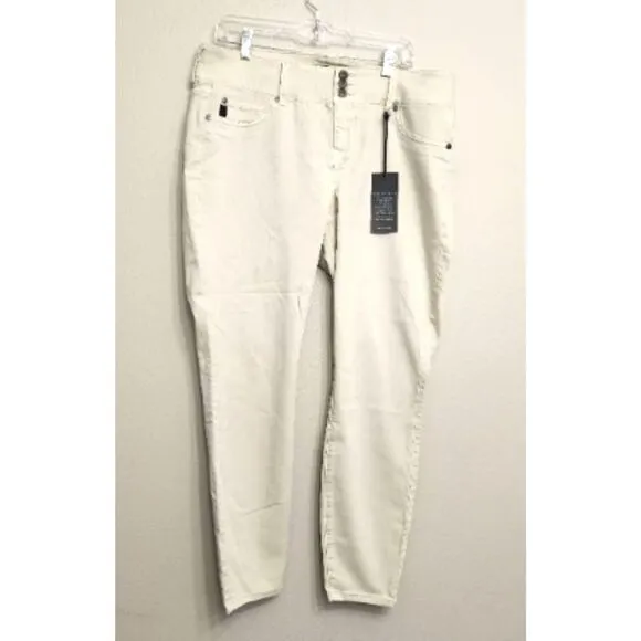NWT TORRID Denim 16R Skinny Mid-Rise Button Zip Fly Cream Plus Jegging Jeans
