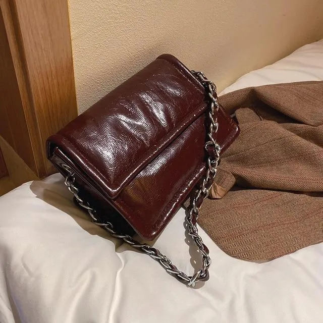 OCTAVIA Crossbody