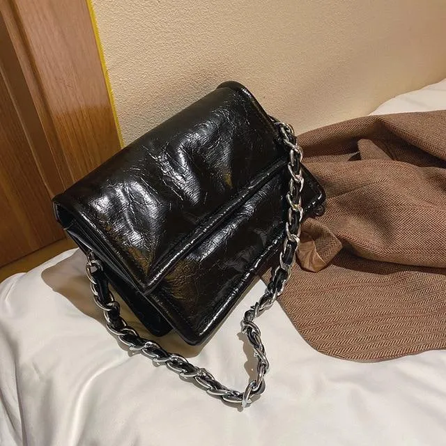 OCTAVIA Crossbody