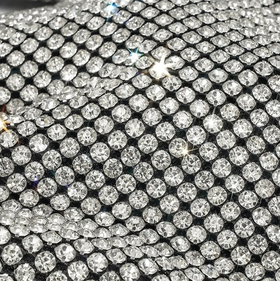 Queenie Clutch