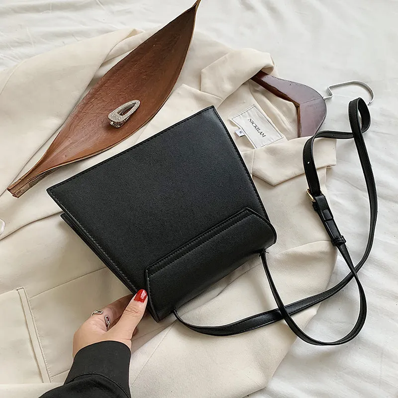 Shoulder Handbags Female Travel Designer Triangle Hand Bags
