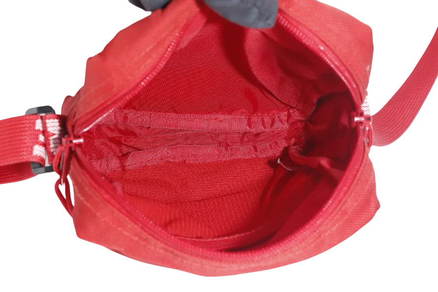 SUPREME RED CANVAS SS18 SLING BAG NO DUST COVER