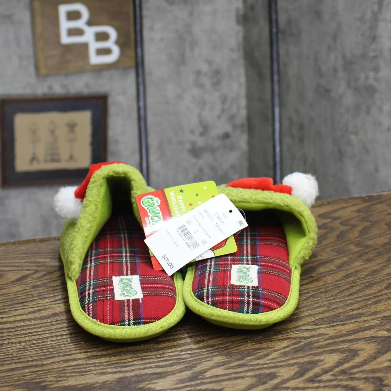 The Grinch Mens Womens Holiday 3D Hat Scuff Slippers Green L (W 11/12 M 10/11)