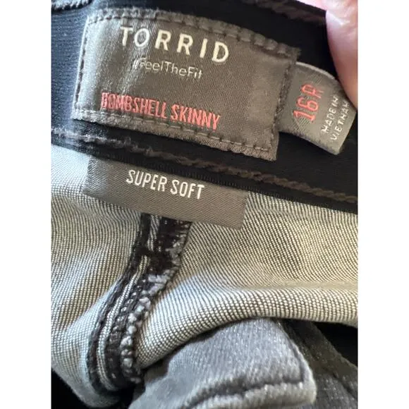 Torrid Bombshell Super Soft Skinny Ankle Jeans In Gray Size 16R