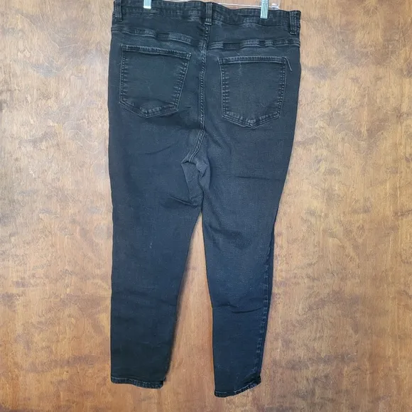 Universal Standard black denim jeans stretch skinny leg ankle 16