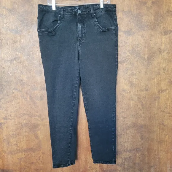 Universal Standard black denim jeans stretch skinny leg ankle 16
