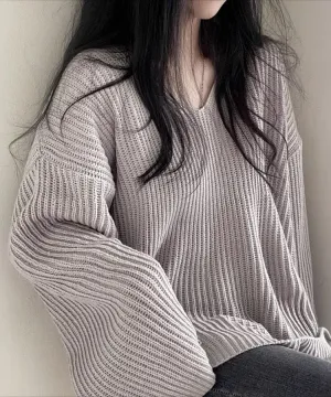 v-neck loose pullover sweater