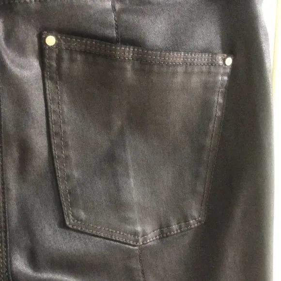 White House Black Market Skinny brown jeans. Sz 2