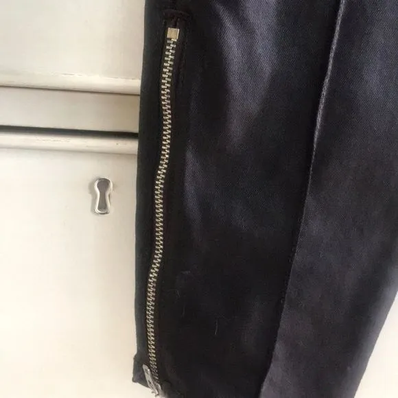White House Black Market Skinny brown jeans. Sz 2