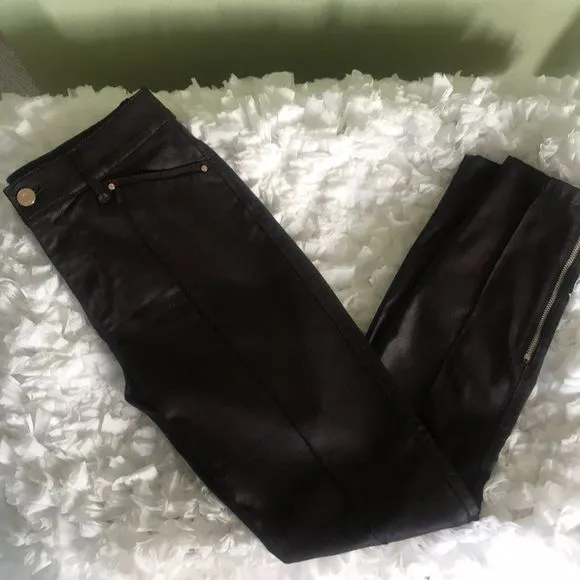 White House Black Market Skinny brown jeans. Sz 2