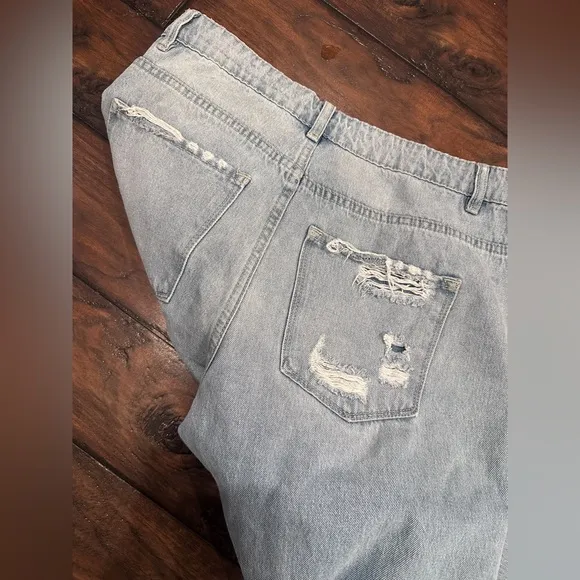 Womans Vervet distressed bootcut jeans size 31
