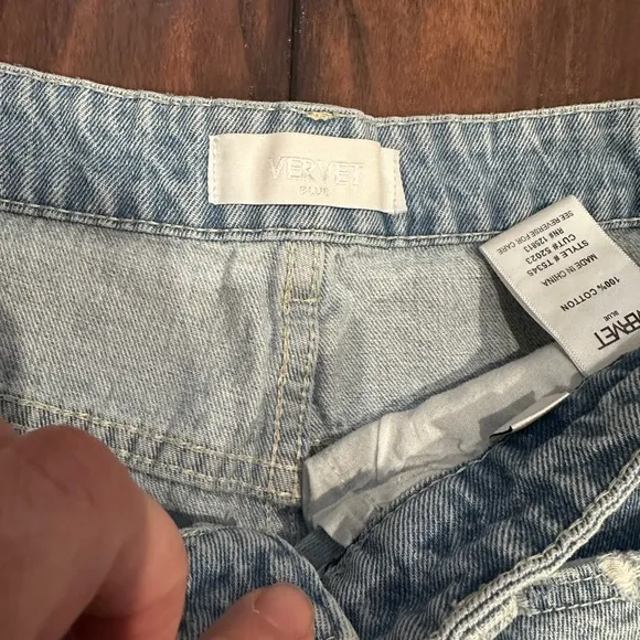 Womans Vervet distressed bootcut jeans size 31