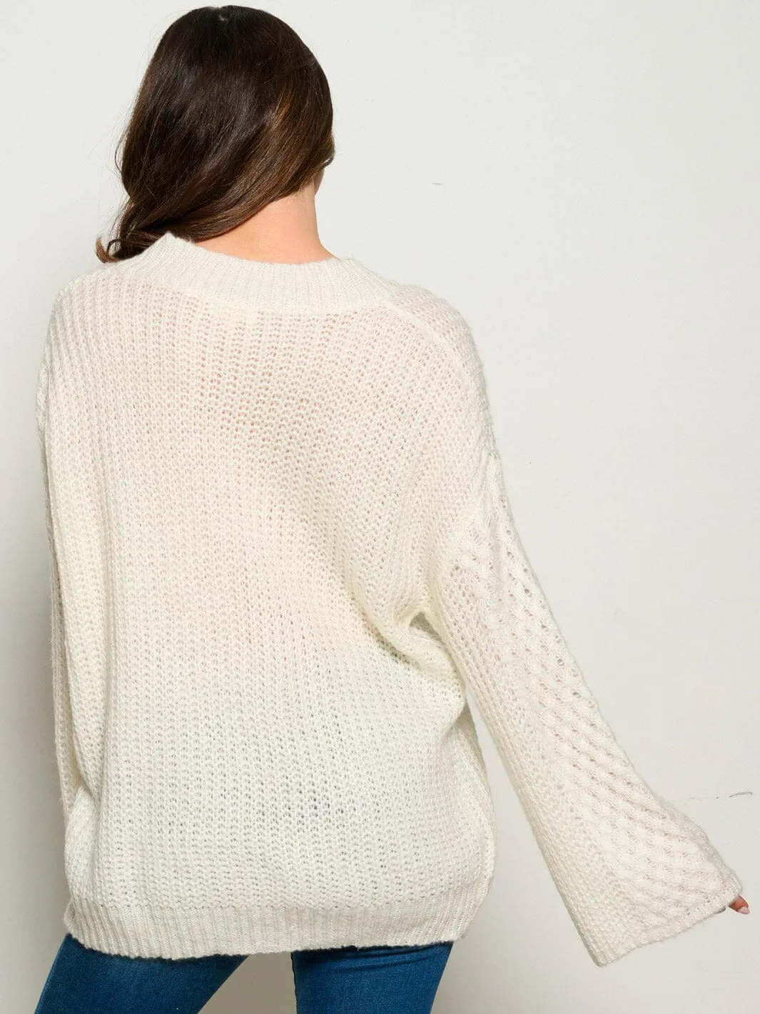 WOMEN'S LONG BELL SLEEVES V-NECK KNIT PULLOVER SWEATER