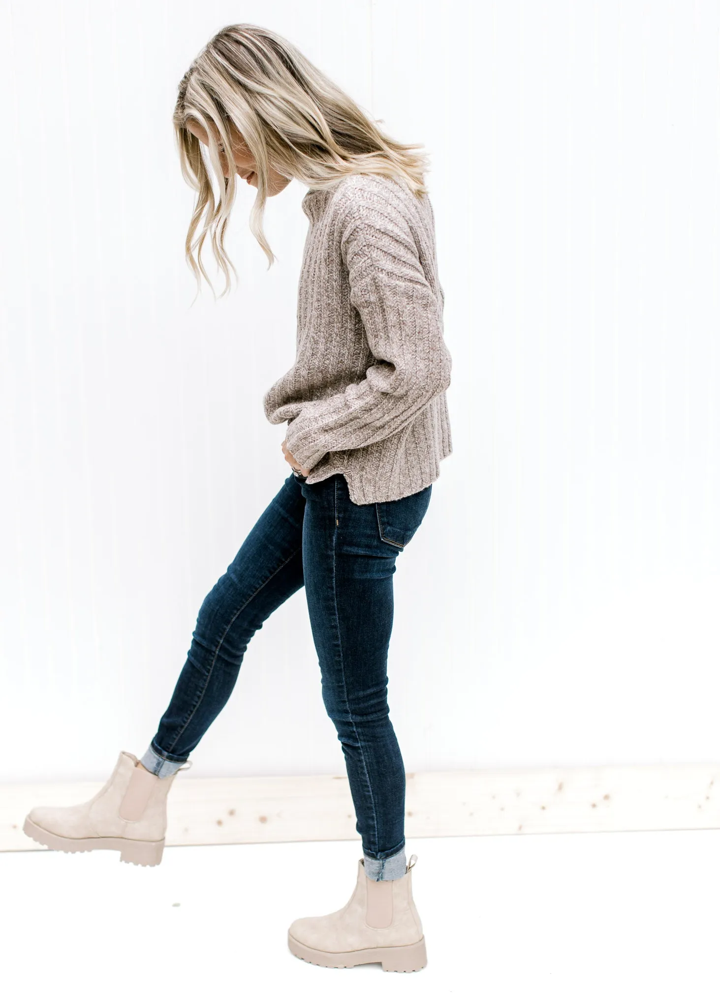 X Oatmeal Chunky Crew Sweater