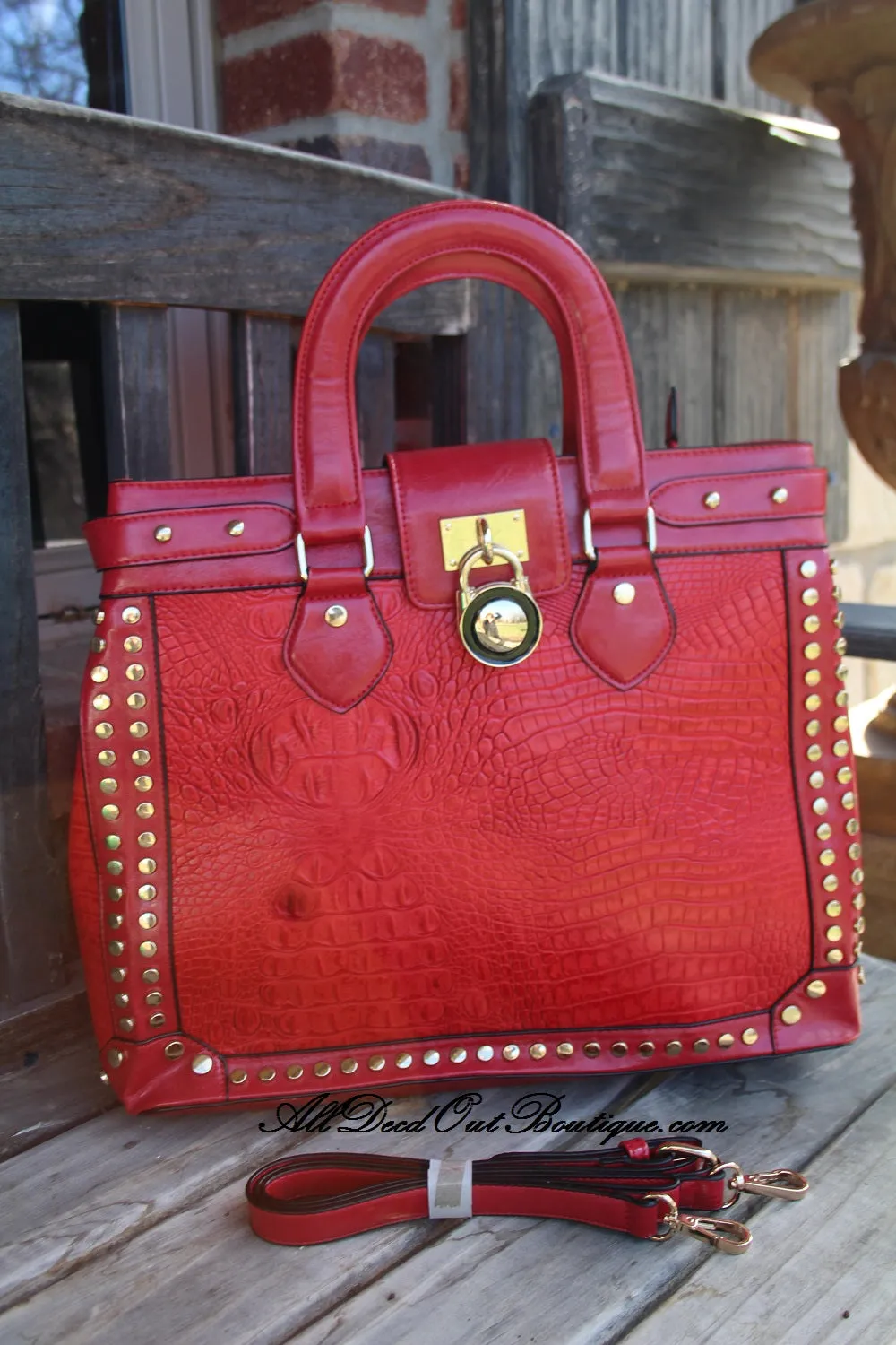 Ziara | Alligator Buckle Purse Red